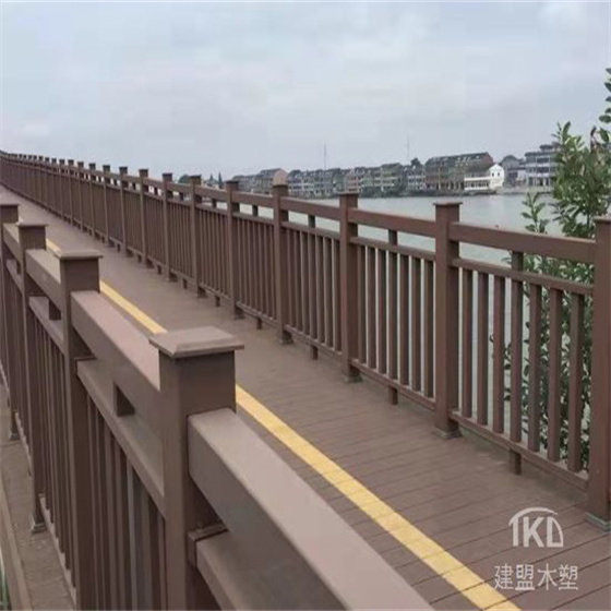 北京木塑栈桥 栏杆